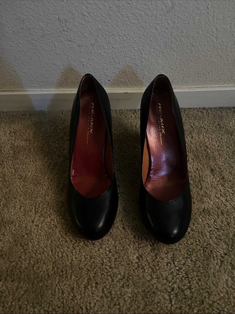 Re-Mix Black Leather Round-Toe Heels